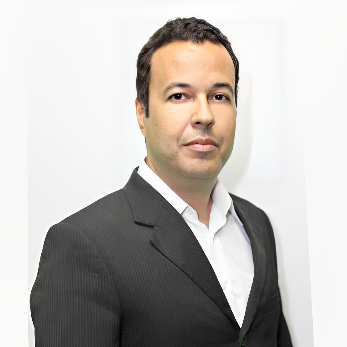 Rodrigo Longuinhos de Assis - Fundador V8 Digital Systems e BrazilNiceGuy Academy